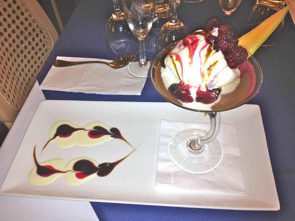 Lees Hotel Ingham Kültér fotó