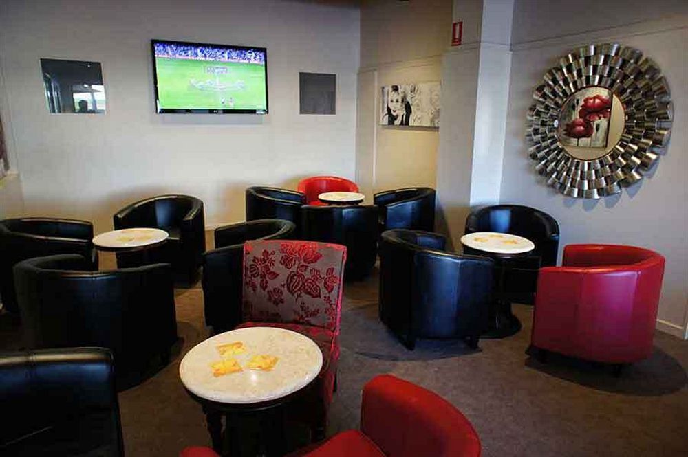 Lees Hotel Ingham Kültér fotó